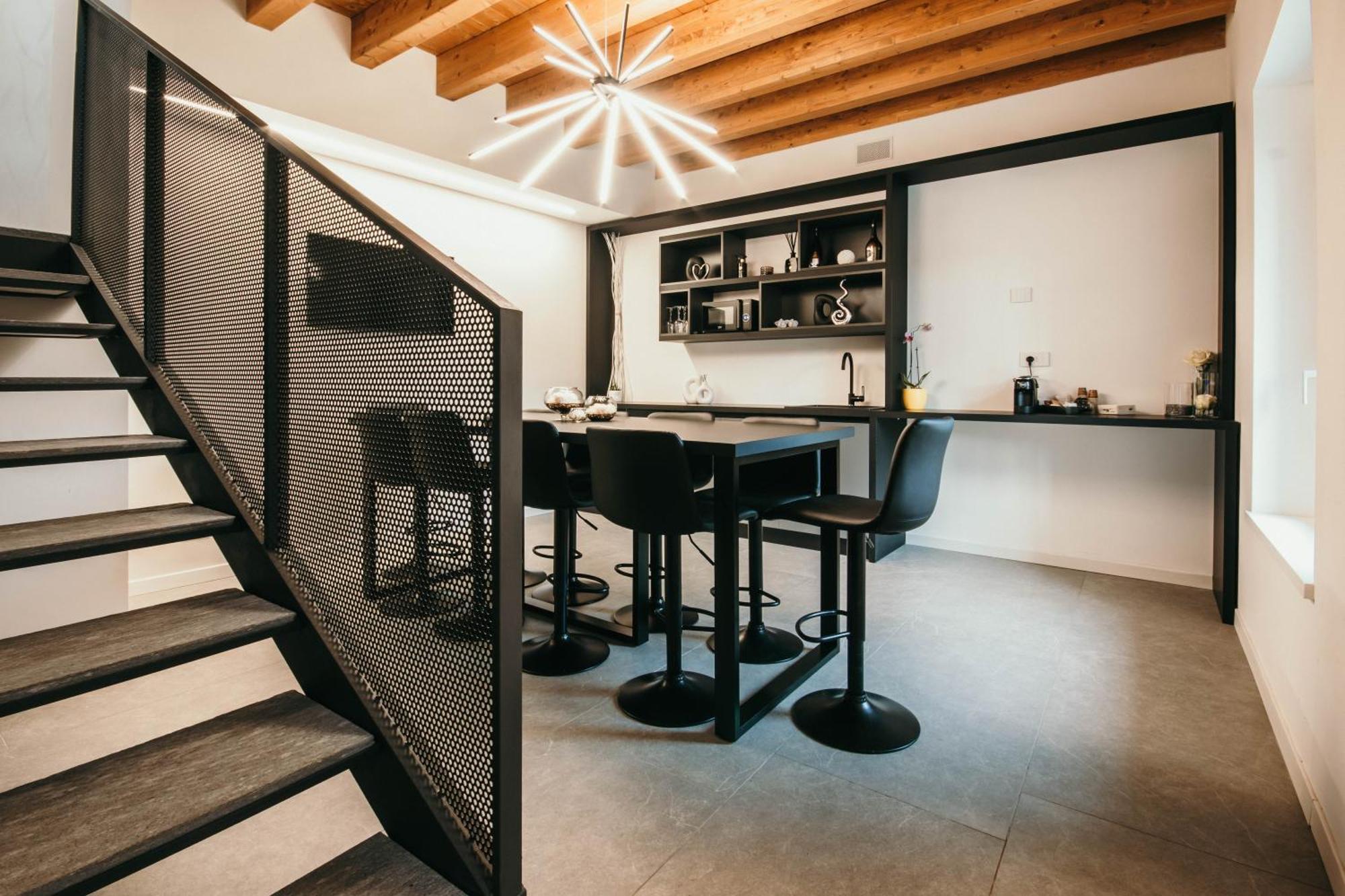 לזה Gio Leo Guest House מראה חיצוני תמונה