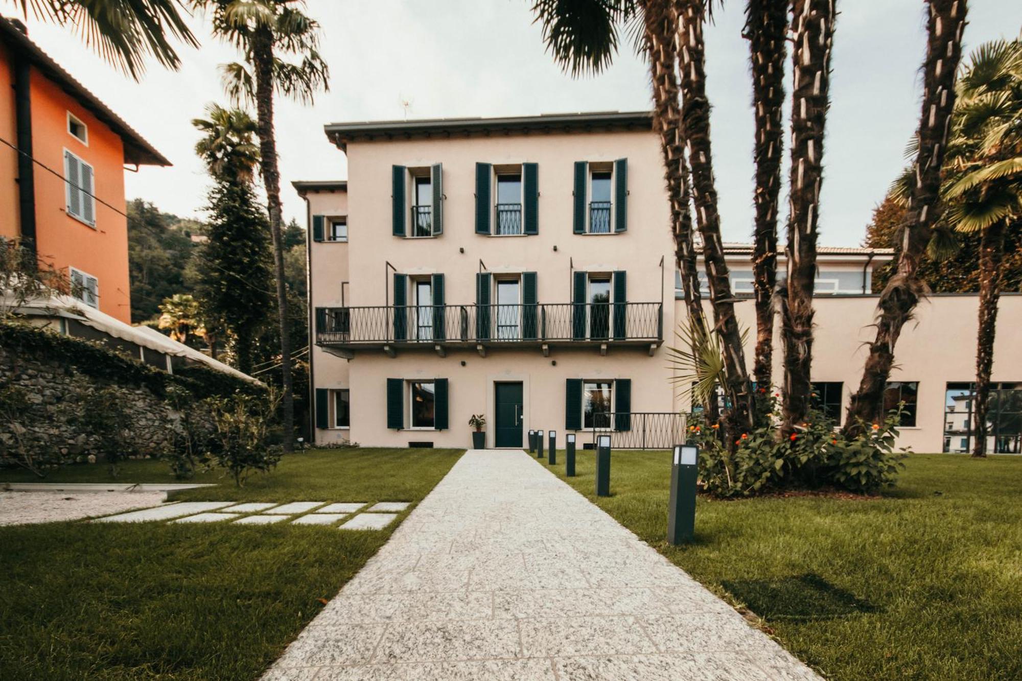 לזה Gio Leo Guest House מראה חיצוני תמונה