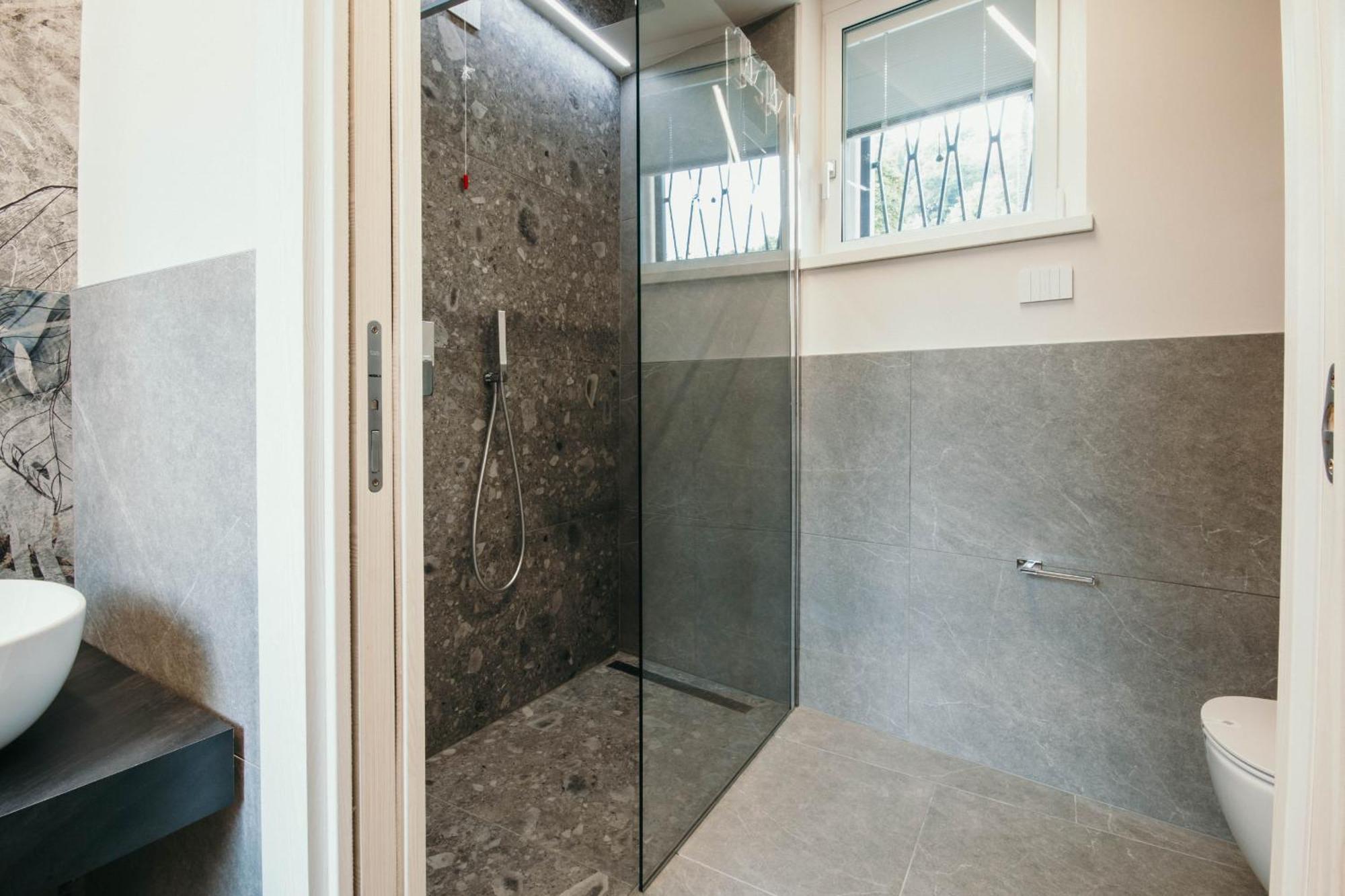 לזה Gio Leo Guest House מראה חיצוני תמונה